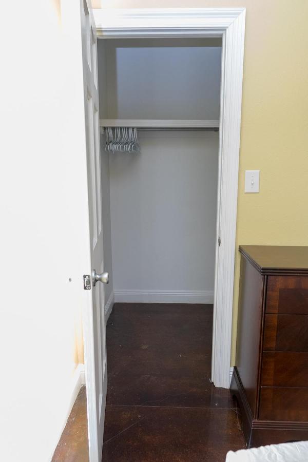 Serene 3Br Apartment 4Tvs Free Wi-Fi & Parking -E- Moss Point Exterior photo